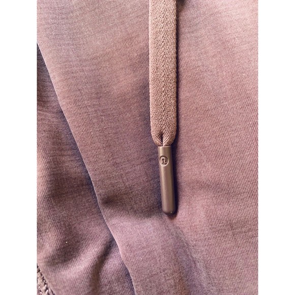 Lululemon cropped jogger - Picture 7 of 10